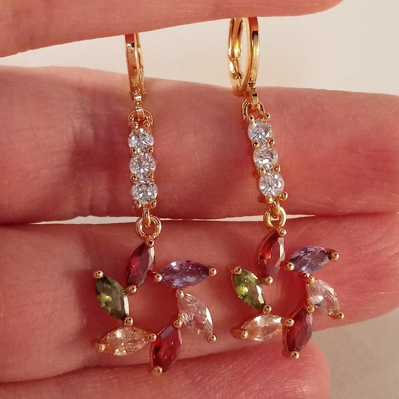 18K Yellow Gold Filled Flower Swirl Diamond Zircon Dangle Earrings Gorgeous Gift - Picture 1 of 4